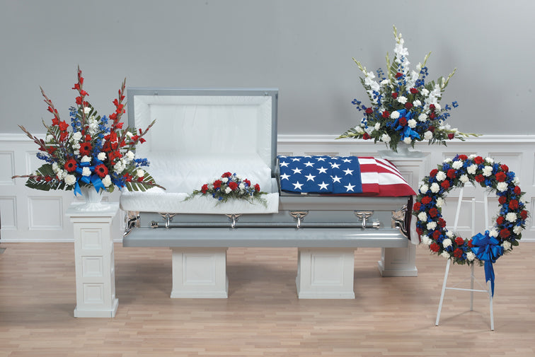 STANDING SPRAY & WREATHS MILITARY